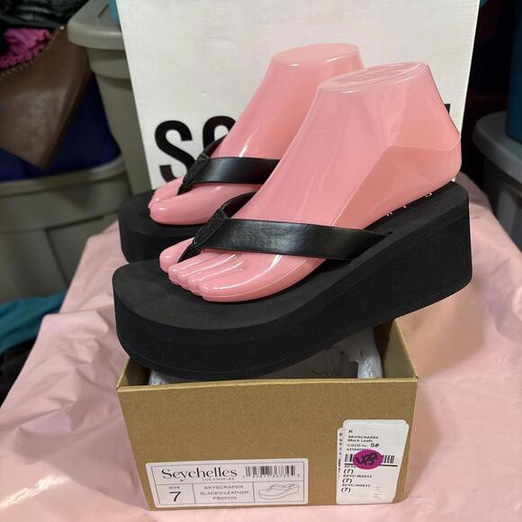 SOLD - Picture 1 of 14